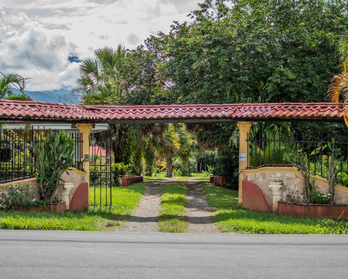 Linda Casa De Verano Con Amplias Zonas Verdes San Isidro De El General Luaran gambar